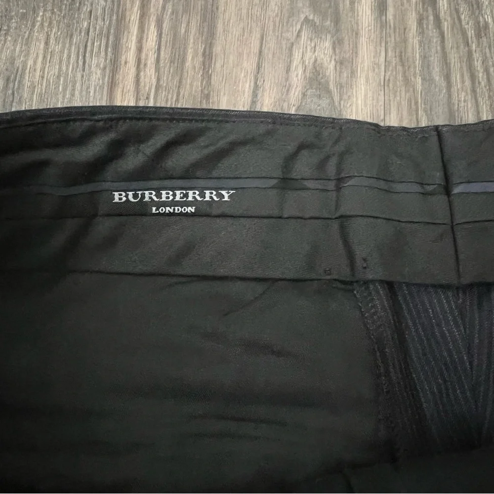 Burberry Authentic Grayish Blue striped Straight Leg Trouser Pants - Picture 6 of 16